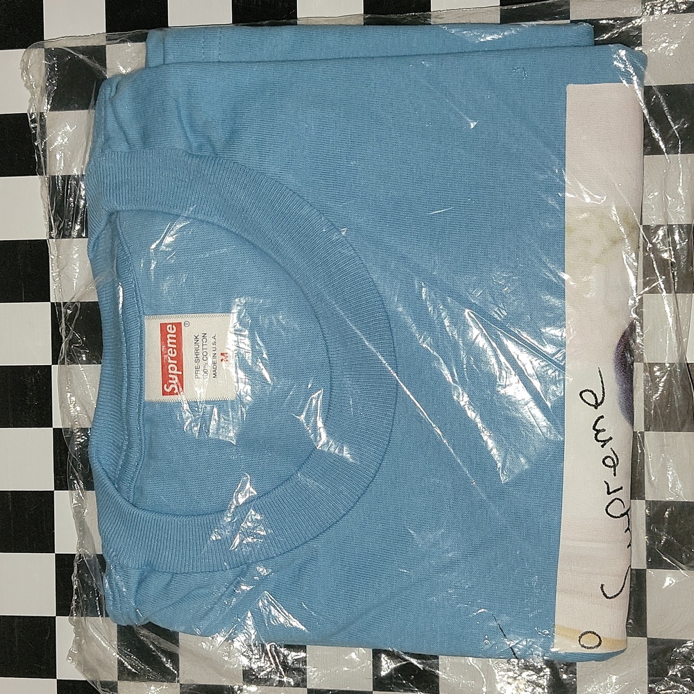 Supreme Lil Kim Tee - Picture 5 of 5